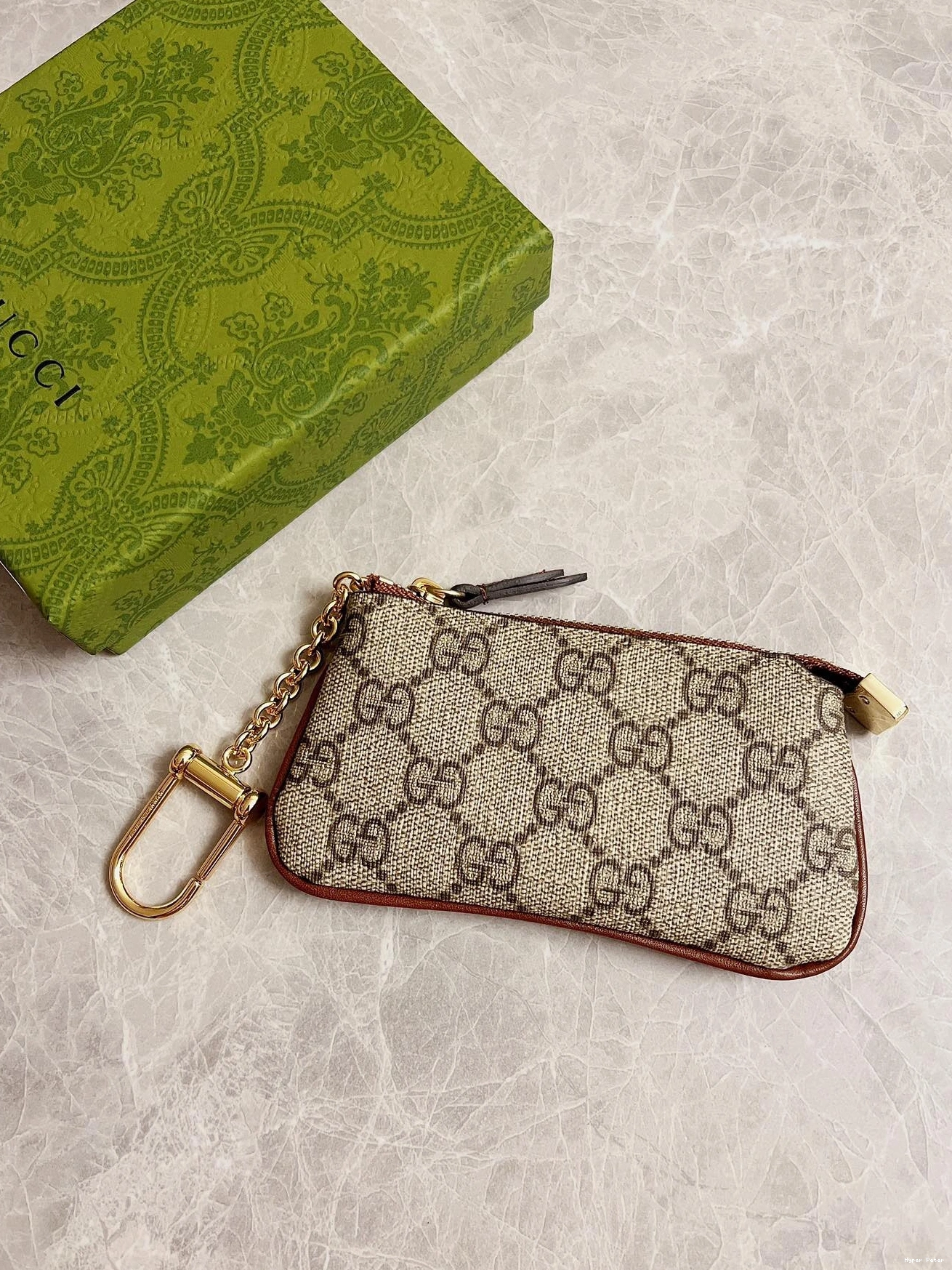 Hyper Peter GG matelassé Marmont case Gucci key 0811